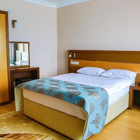 Dikelya Hotel Dikili Exteriör bild