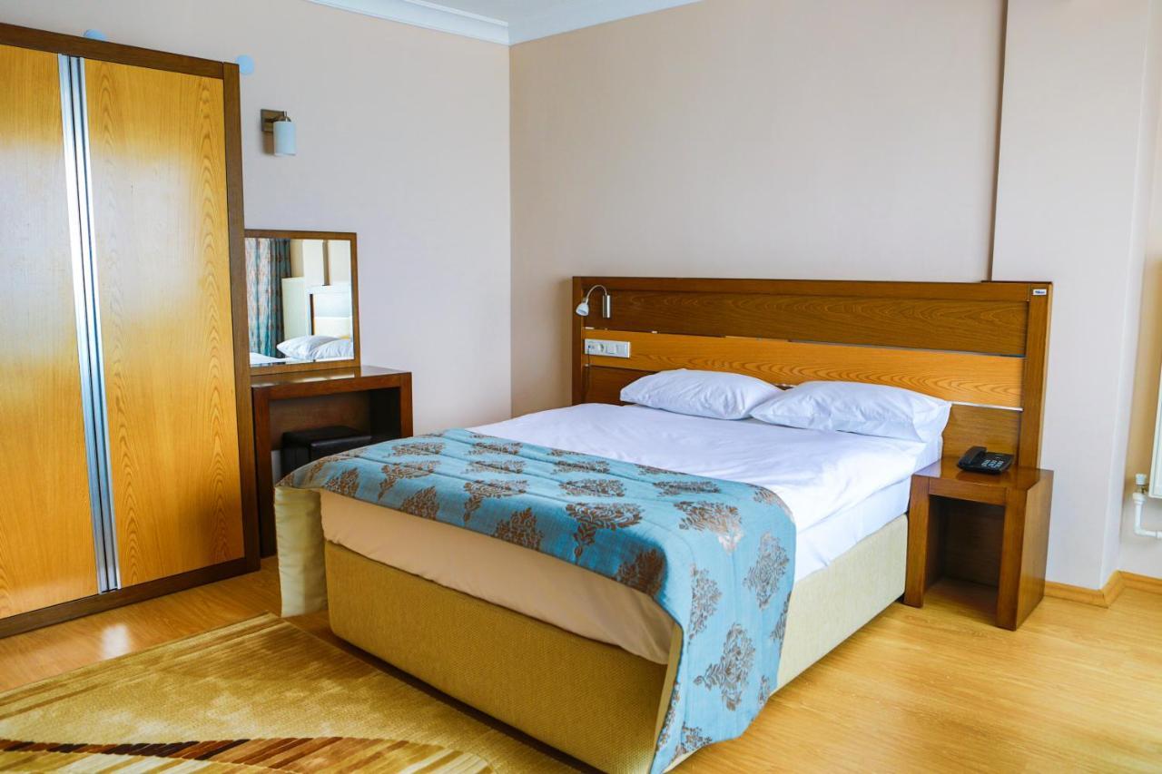 Dikelya Hotel Dikili Exteriör bild